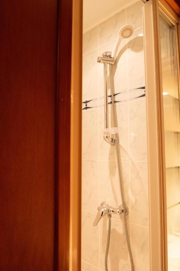 Hotel Jolly Roger Dunkirk Kültér fotó